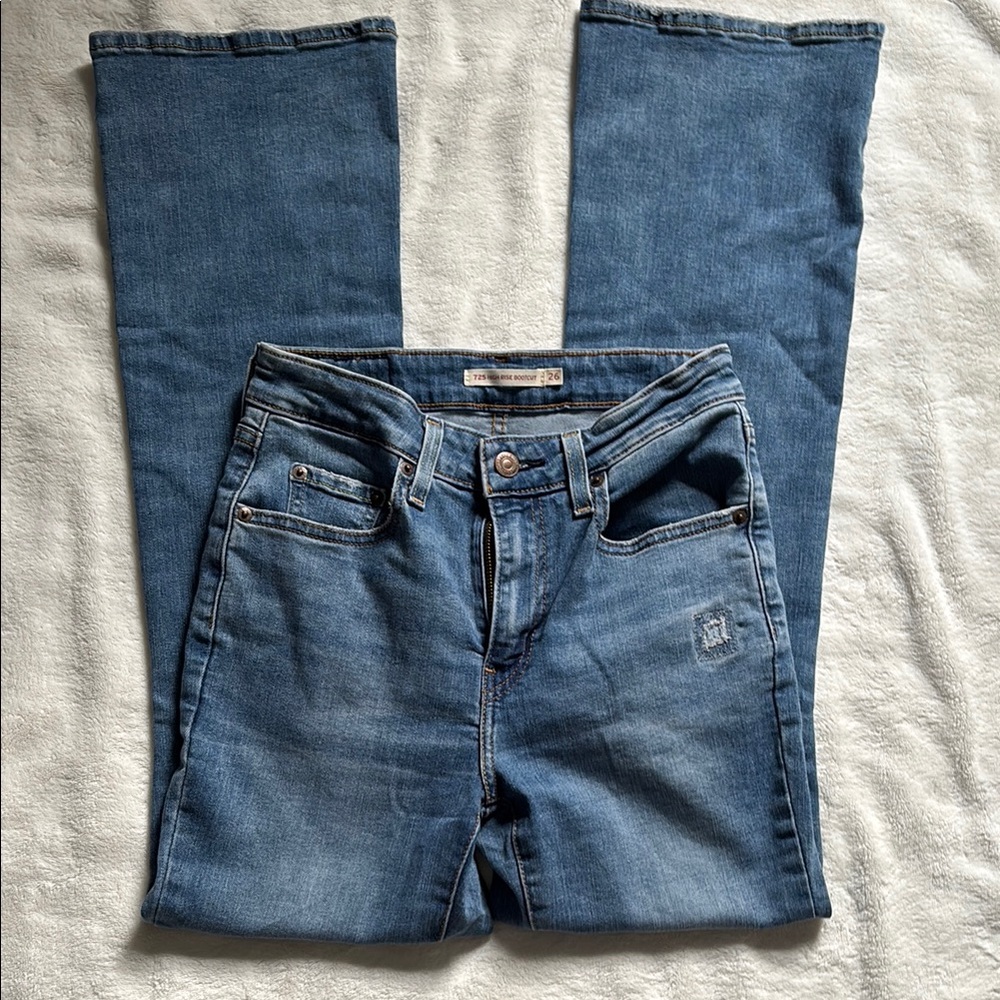 levi’s 725 high rise